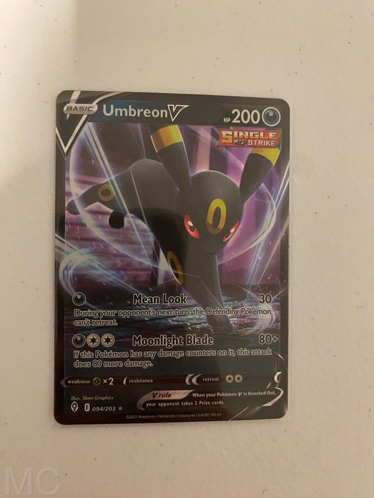 Umbreon V 094/203 Holo V Rare Evolving Skies Pokemon Near Mint